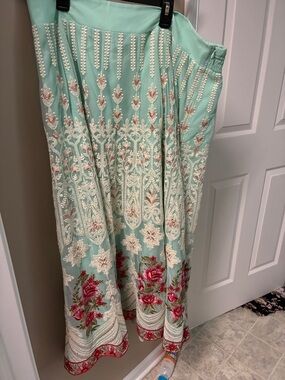 Soft Surroundings Mint Green Embroidered Floral Skirt